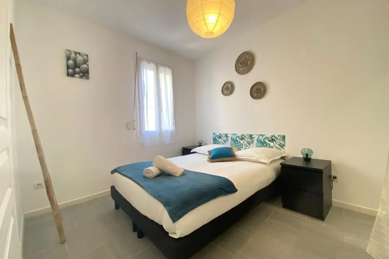 Exotic Chic & Calm - Lumineux - Clim/Wifi/Netflix Apartment Marseille 0*,  France